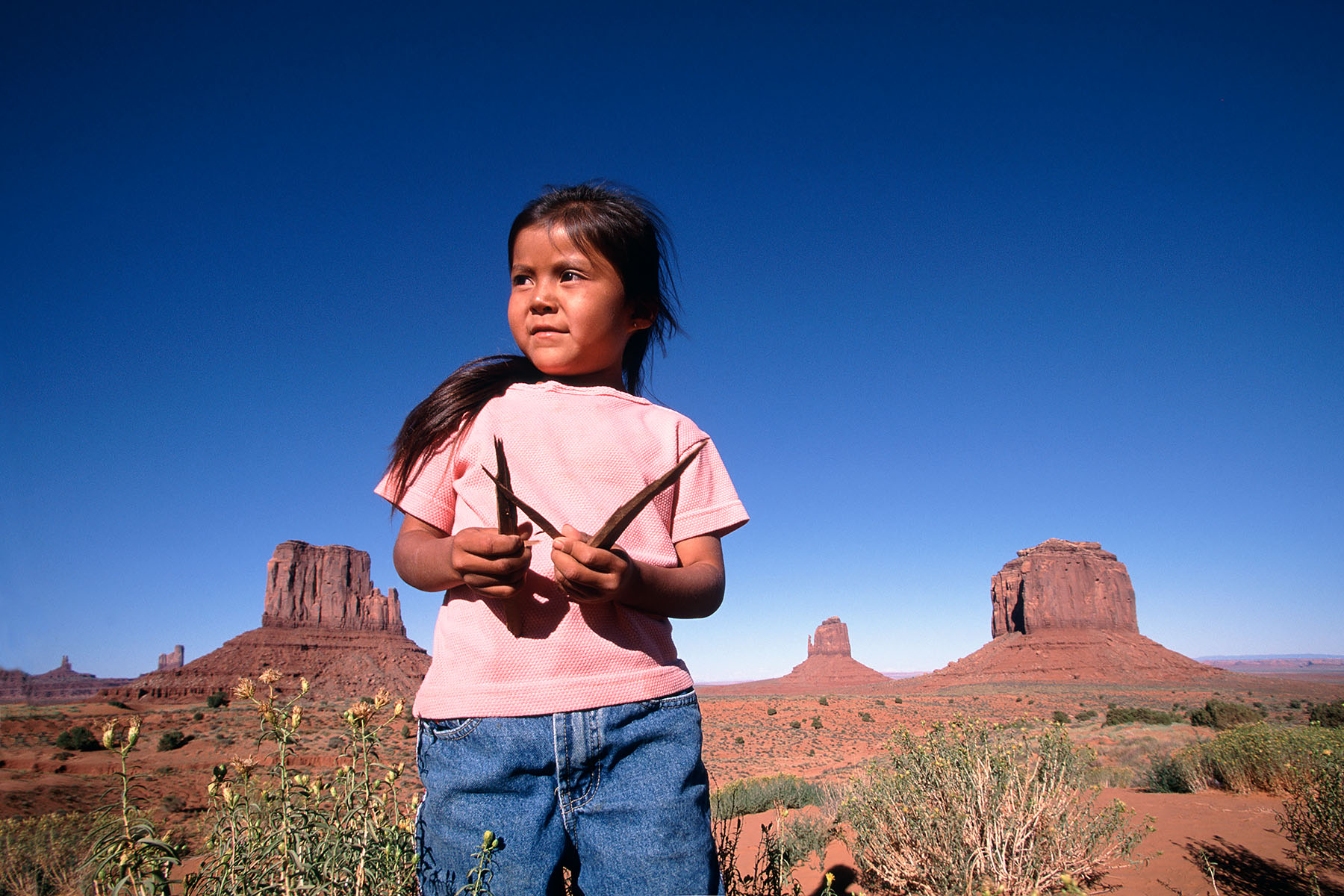 D35 0044 Navajo Girl