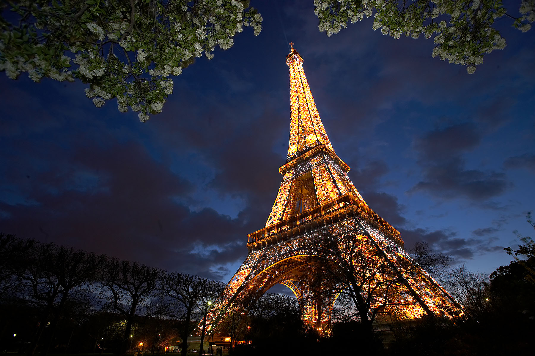DC 0298 Eiffel Tower 05-061_0038